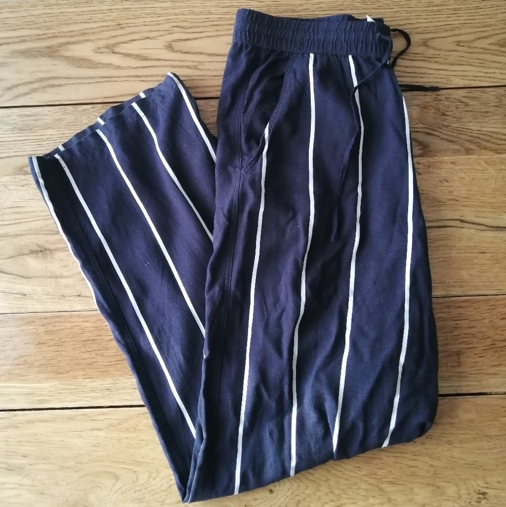 H&M L.O.G.G flowy striped pants